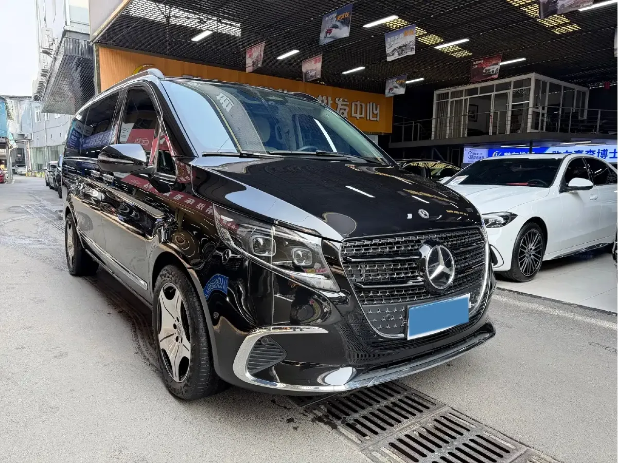 2024 Mercedes-Benz V Class 2.0T 231HP L4 9AT,autocango,china used car exporter,china ev exporter,chinese used car exporter,chinese used ev exporter