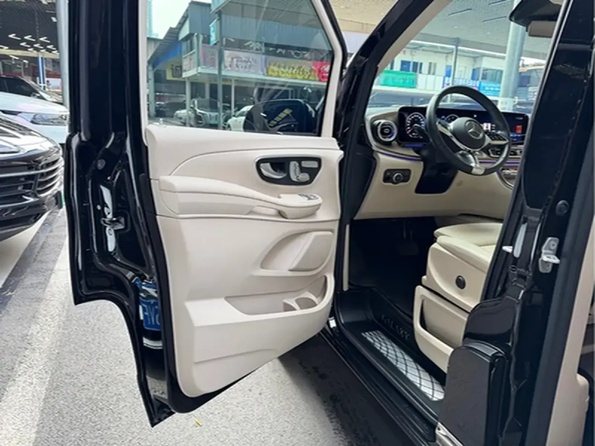 2024 Mercedes-Benz V Class 2.0T 231HP L4 9AT,autocango,china used car exporter,china ev exporter,chinese used car exporter,chinese used ev exporter