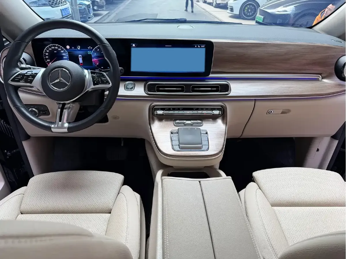 2024 Mercedes-Benz V Class 2.0T 231HP L4 9AT,autocango,china used car exporter,china ev exporter,chinese used car exporter,chinese used ev exporter