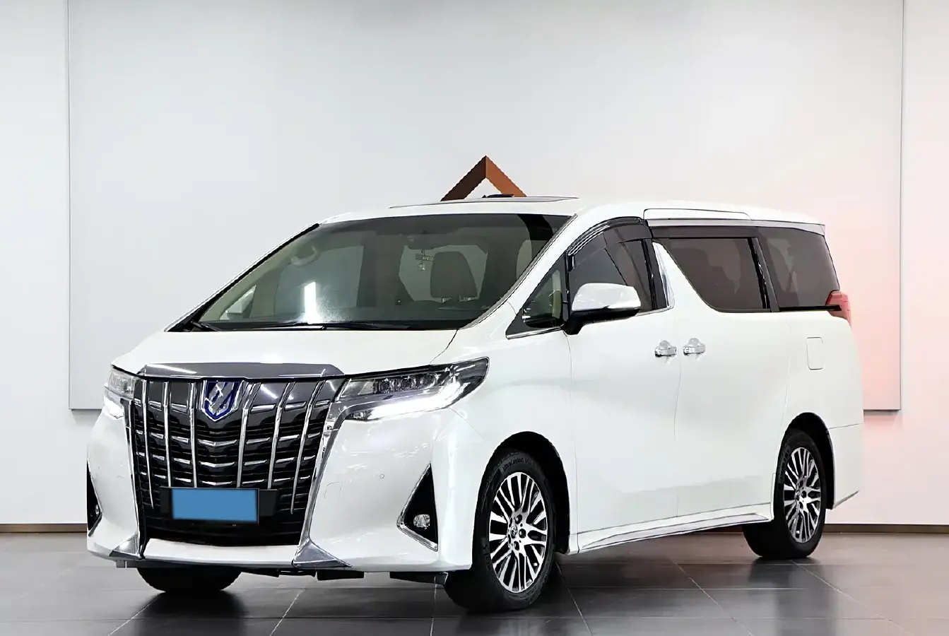 2015 Toyota Alphard 3.5L 275HP V6 6AT,autocango,china used car exporter,china ev exporter,chinese used car exporter,chinese used ev exporter