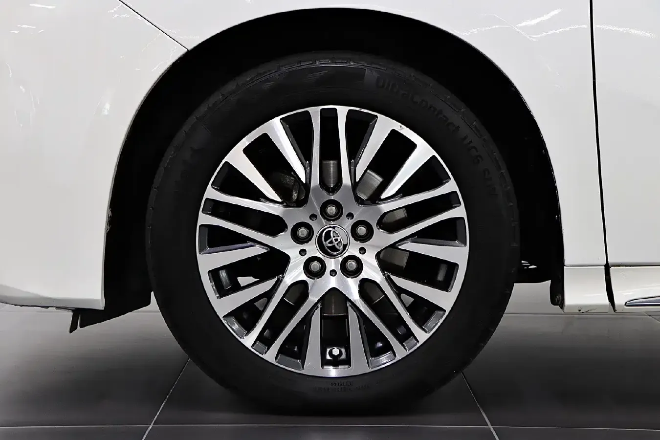 2015 Toyota Alphard 3.5L 275HP V6 6AT,autocango,china used car exporter,china ev exporter,chinese used car exporter,chinese used ev exporter