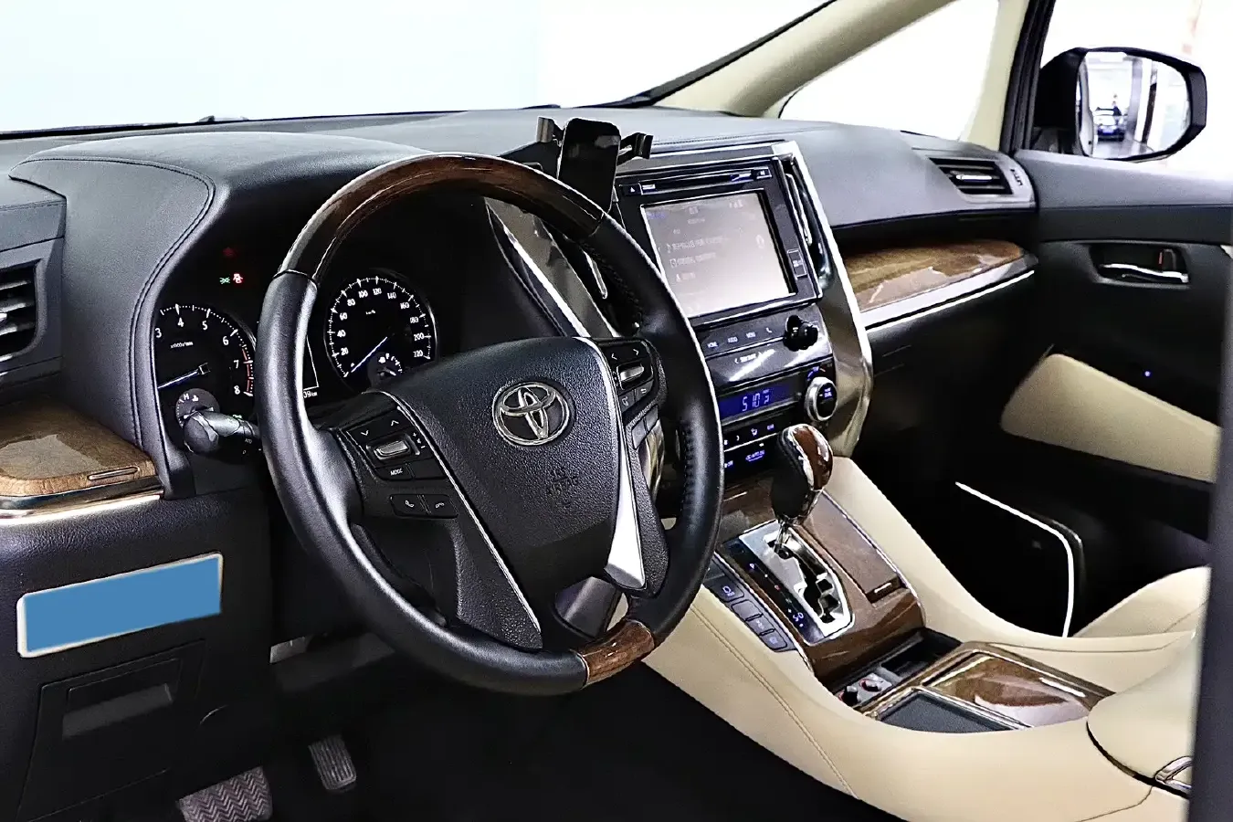 2015 Toyota Alphard 3.5L 275HP V6 6AT,autocango,china used car exporter,china ev exporter,chinese used car exporter,chinese used ev exporter