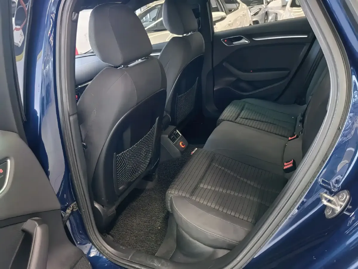 2015 Audi A3 2.0T 220HP L4 6DCT,autocango,china used car exporter,china ev exporter,chinese used car exporter,chinese used ev exporter