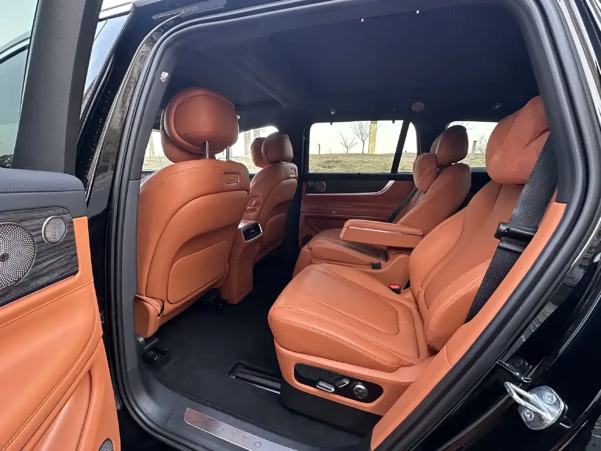 2024 HIMA AITO M9 1.5T 152HP L4 REEV 52KWH,autocango,china used car exporter,china ev exporter,chinese used car exporter,chinese used ev exporter