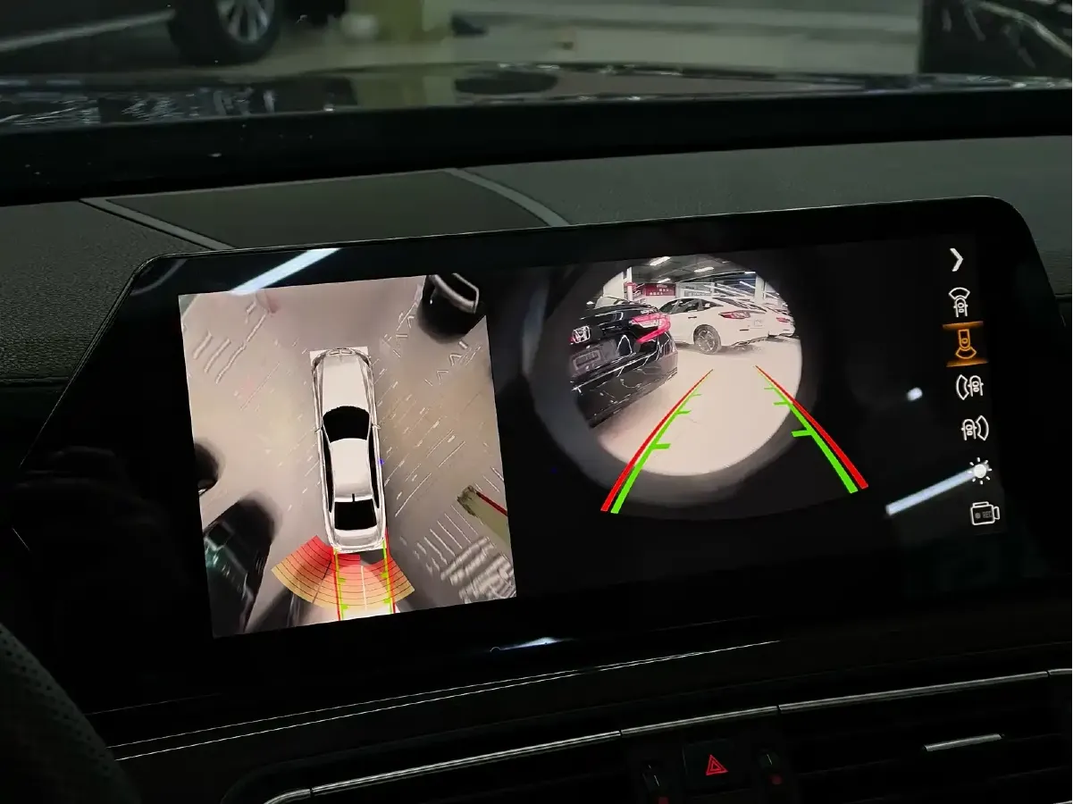 2011 BMW 7 Series 3.0L 258HP L6 6AT,autocango,china used car exporter,china ev exporter,chinese used car exporter,chinese used ev exporter