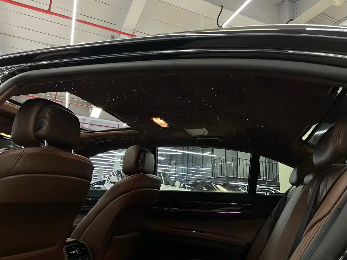 2011 BMW 7 Series 3.0L 258HP L6 6AT,autocango,china used car exporter,china ev exporter,chinese used car exporter,chinese used ev exporter