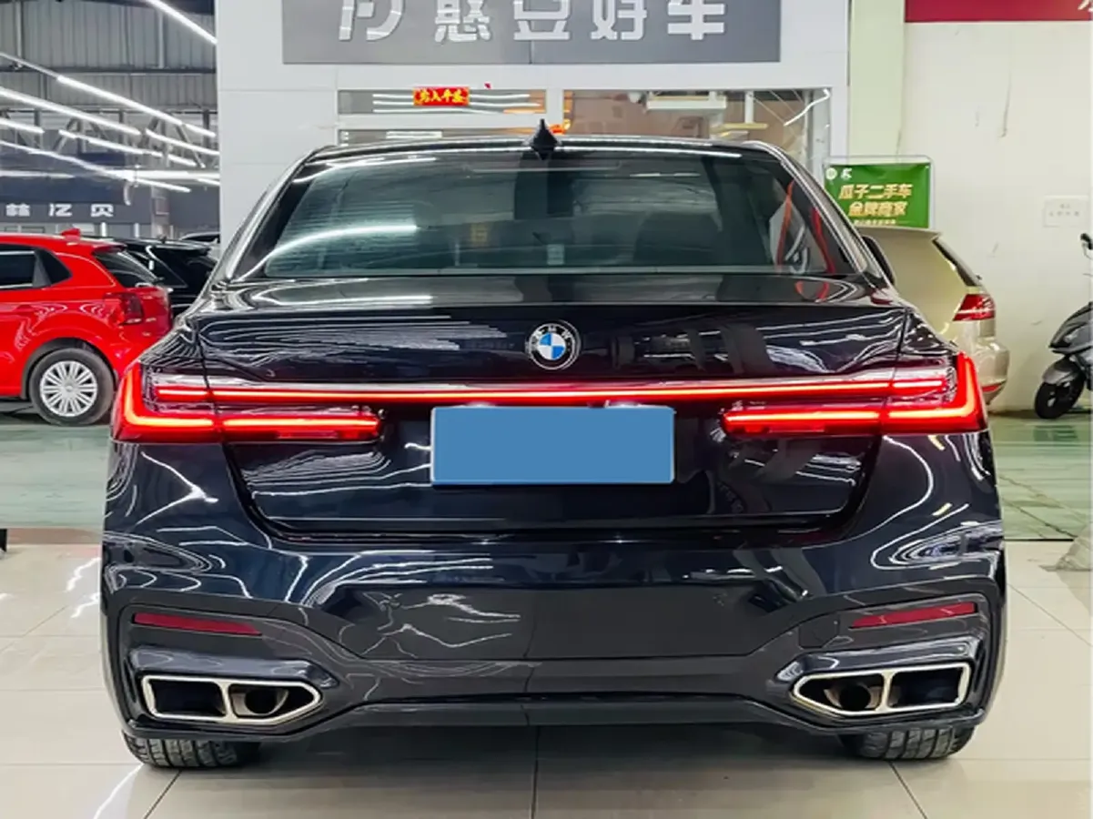 2011 BMW 7 Series 3.0L 258HP L6 6AT,autocango,china used car exporter,china ev exporter,chinese used car exporter,chinese used ev exporter