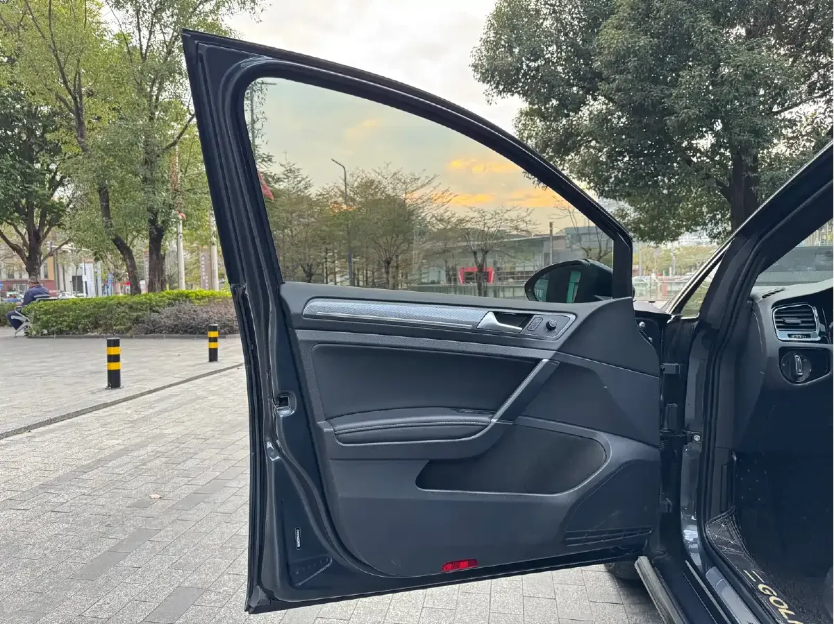 2019 Volkswagen Golf 1.4T 150HP L4 7DCT,autocango,china used car exporter,china ev exporter,chinese used car exporter,chinese used ev exporter