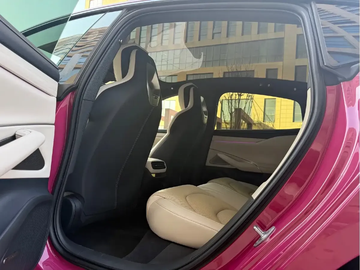 2024 MI SU7 BEV 94.3KWH,autocango,china used car exporter,china ev exporter,chinese used car exporter,chinese used ev exporter