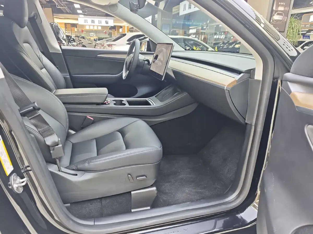 2021 Tesla Model Y BEV 76.8KWH,autocango,china used car exporter,china ev exporter,chinese used car exporter,chinese used ev exporter