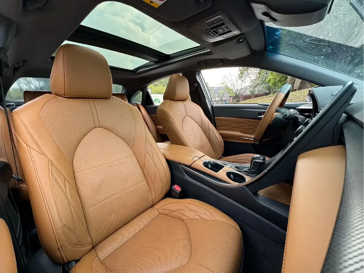 2019 Toyota Avalon 2.5L 178HP L4 E-CVT Hybrid,autocango,china used car exporter,china ev exporter,chinese used car exporter,chinese used ev exporter