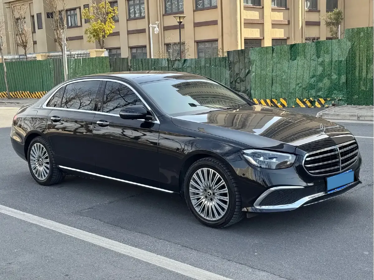 2021 Mercedes-Benz E Class 2.0T 258HP L4 9AT,autocango,china used car exporter,china ev exporter,chinese used car exporter,chinese used ev exporter
