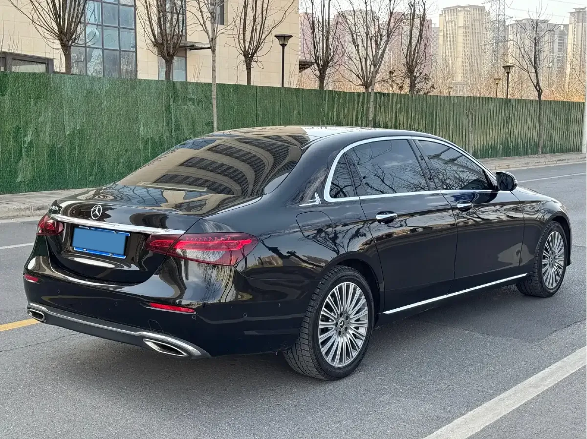 2021 Mercedes-Benz E Class 2.0T 258HP L4 9AT,autocango,china used car exporter,china ev exporter,chinese used car exporter,chinese used ev exporter