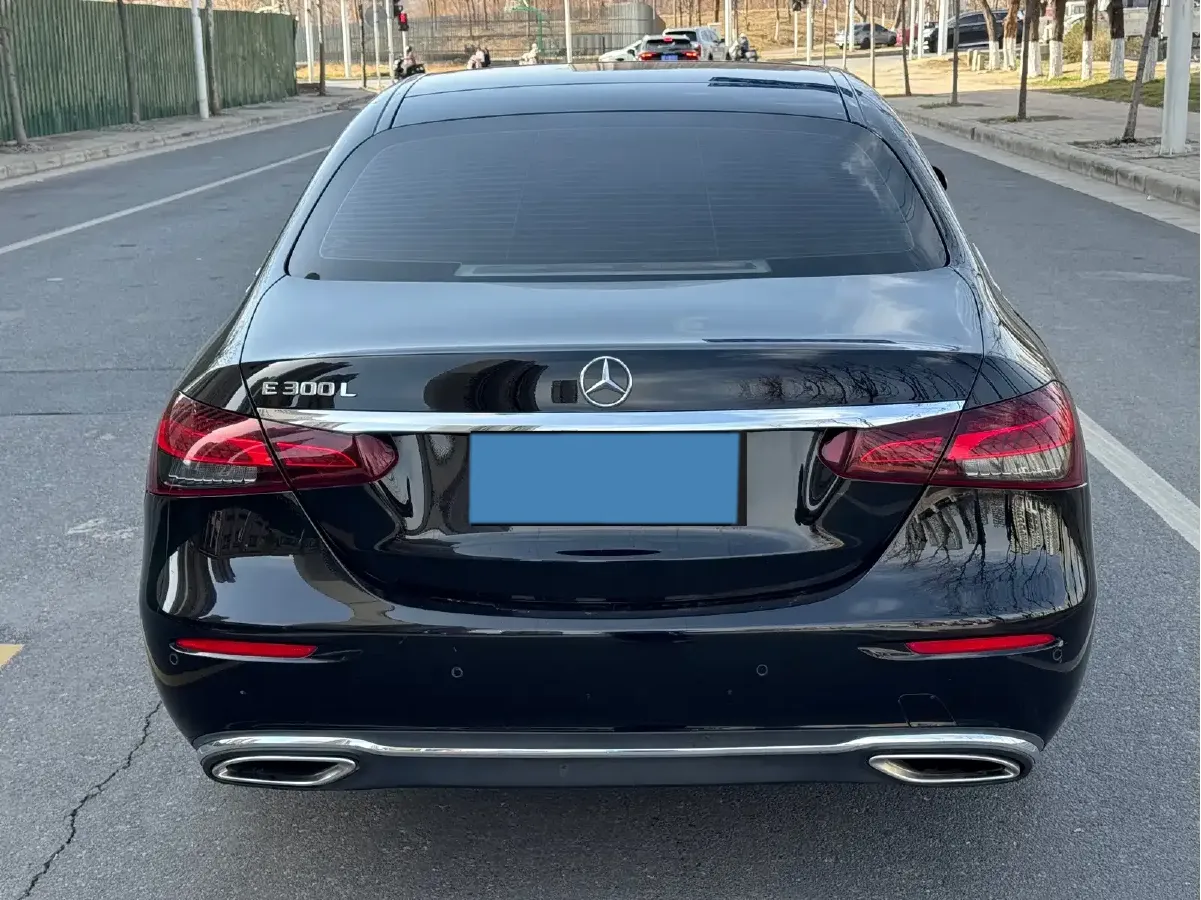 2021 Mercedes-Benz E Class 2.0T 258HP L4 9AT,autocango,china used car exporter,china ev exporter,chinese used car exporter,chinese used ev exporter