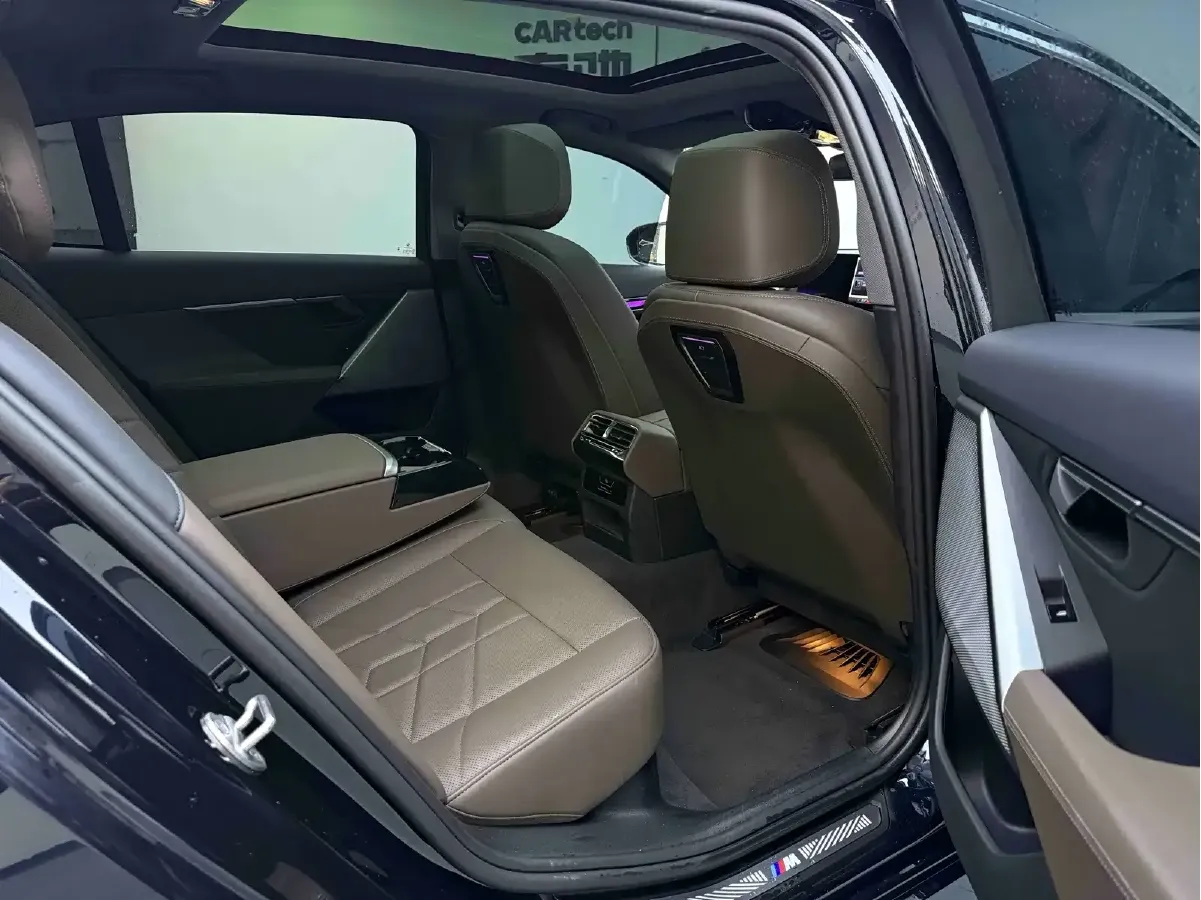 2024 BMW i5 BEV 79.05KWH,autocango,china used car exporter,china ev exporter,chinese used car exporter,chinese used ev exporter