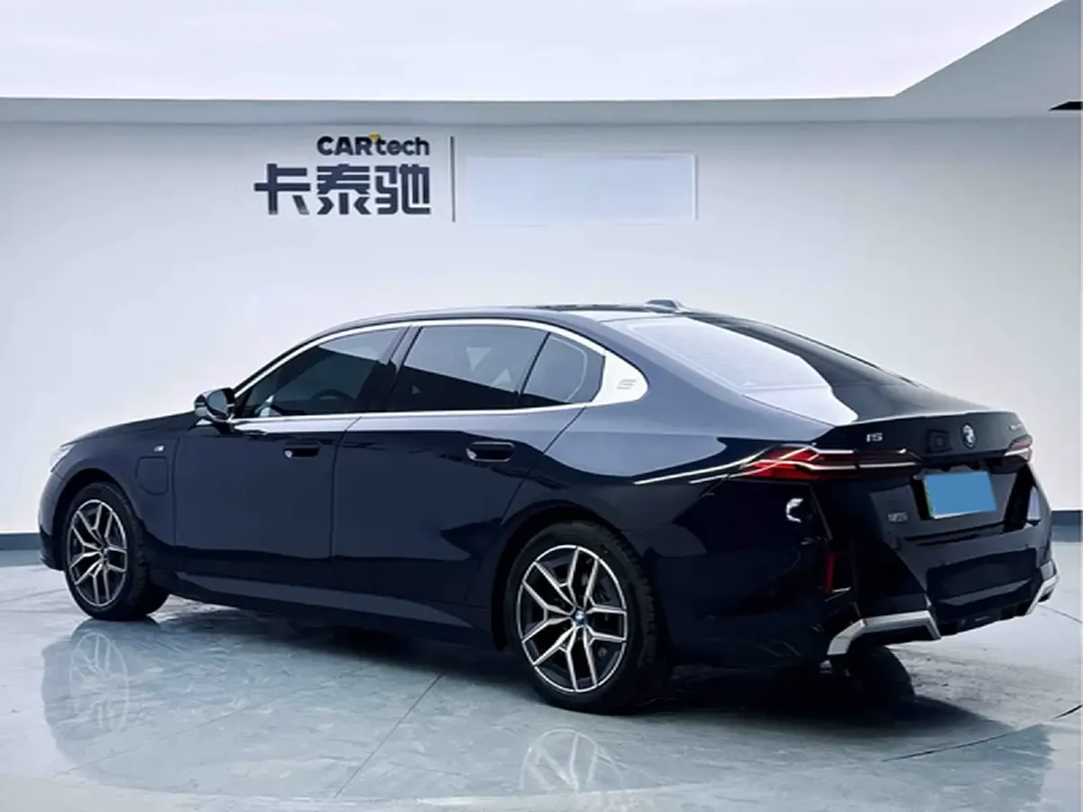 2024 BMW i5 BEV 79.05KWH,autocango,china used car exporter,china ev exporter,chinese used car exporter,chinese used ev exporter