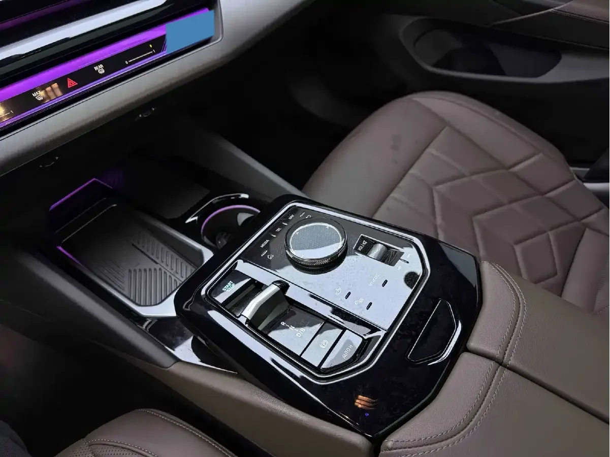 2024 BMW i5 BEV 79.05KWH,autocango,china used car exporter,china ev exporter,chinese used car exporter,chinese used ev exporter