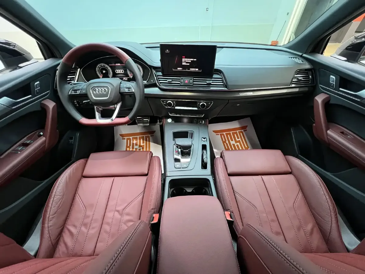 2024 Audi Q5L 2.0T 245HP L4 7DCT,autocango,china used car exporter,china ev exporter,chinese used car exporter,chinese used ev exporter