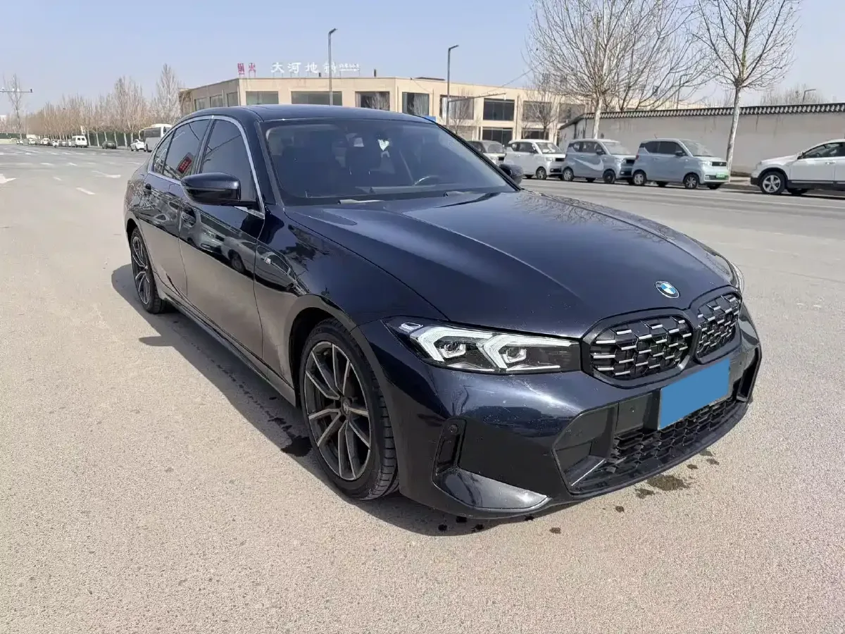 2023 BMW 3 Series 2.0T 156HP L4 8AT,autocango,china used car exporter,china ev exporter,chinese used car exporter,chinese used ev exporter