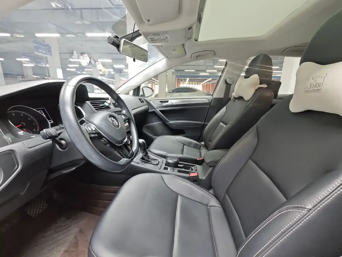 2019 Volkswagen Golf 1.4T 150HP L4 7DCT,autocango,china used car exporter,china ev exporter,chinese used car exporter,chinese used ev exporter