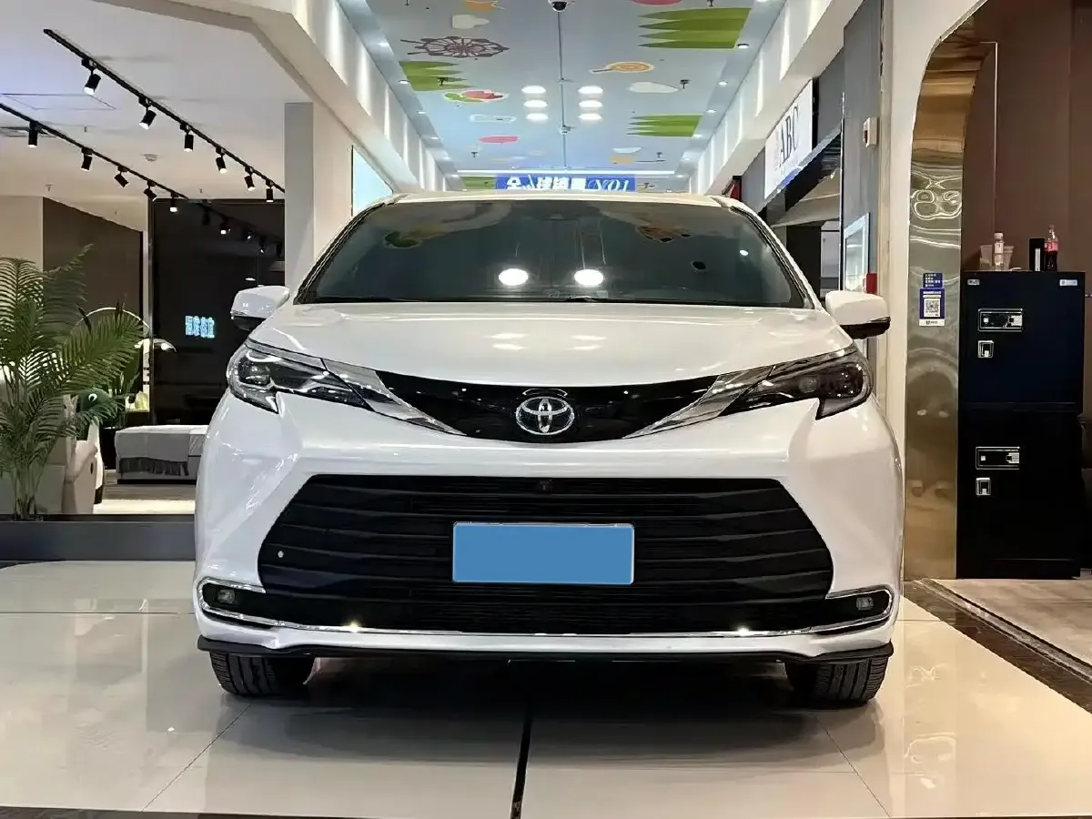 2021 Toyota Sienna 2.5L 192HP L4 E-CVT Hybrid,autocango,china used car exporter,china ev exporter,chinese used car exporter,chinese used ev exporter