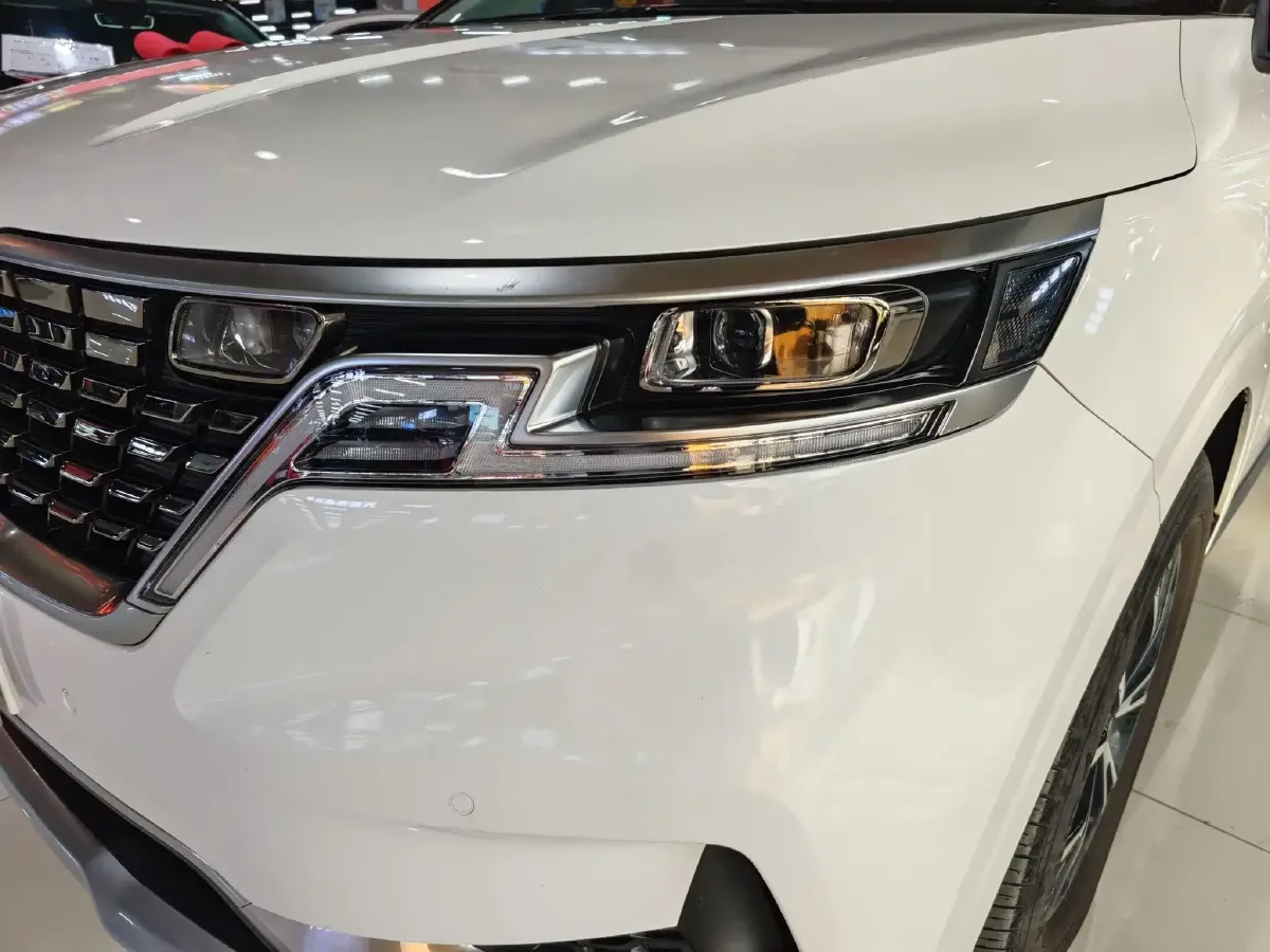 2021 Kia Carnival 2.0T 233HP L4 8AT,autocango,china used car exporter,china ev exporter,chinese used car exporter,chinese used ev exporter