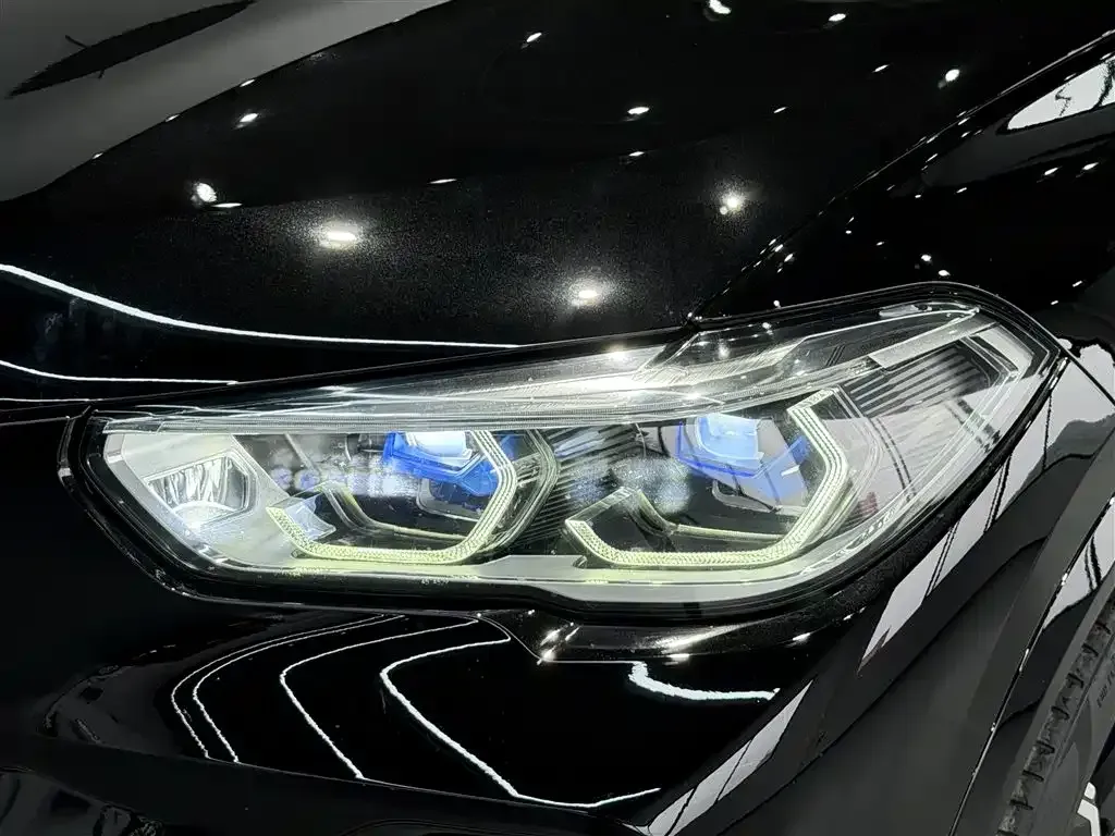 2020 BMW X5 3.0T 340HP L6 8AT,autocango,china used car exporter,china ev exporter,chinese used car exporter,chinese used ev exporter