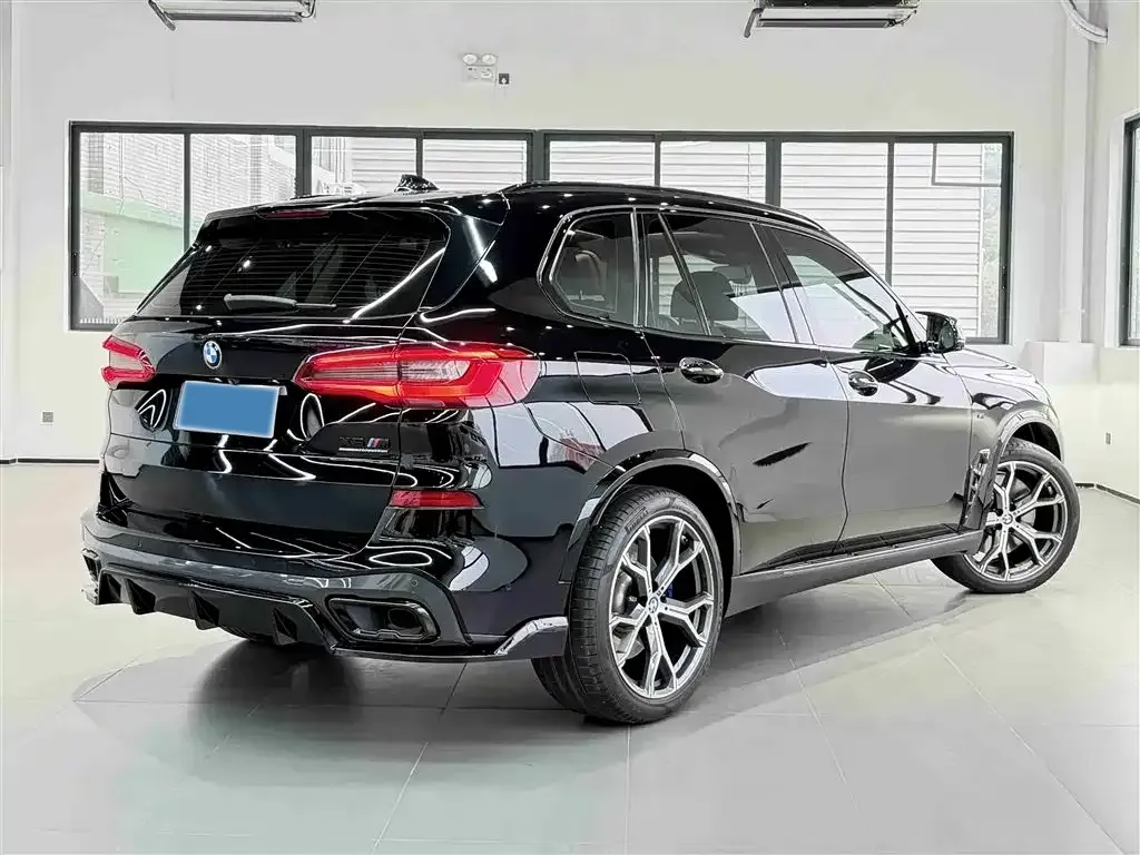 2020 BMW X5 3.0T 340HP L6 8AT,autocango,china used car exporter,china ev exporter,chinese used car exporter,chinese used ev exporter