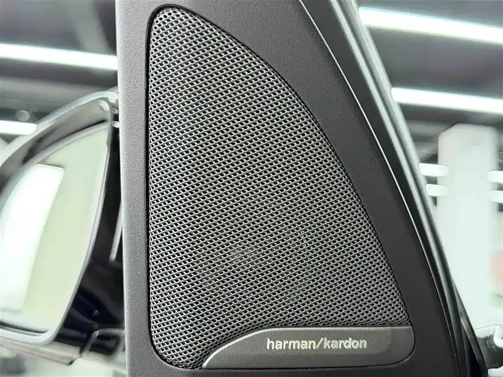 2020 BMW X5 3.0T 340HP L6 8AT,autocango,china used car exporter,china ev exporter,chinese used car exporter,chinese used ev exporter