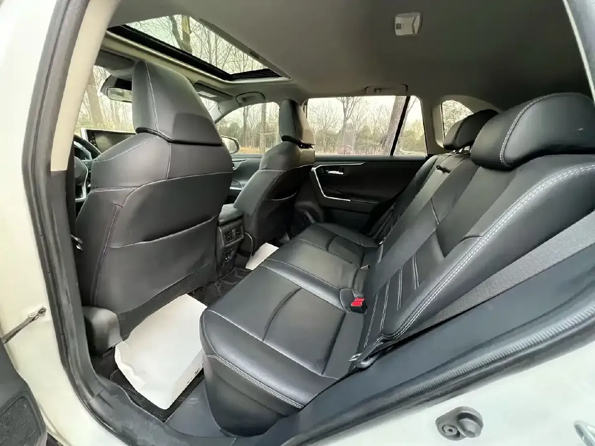 2020 Toyota RAV4 2.5L 178HP L4 E-CVT Hybrid,autocango,china used car exporter,china ev exporter,chinese used car exporter,chinese used ev exporter