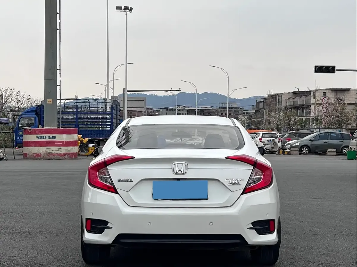 2016 Honda Civic 1.5T 177HP L4 CVT,autocango,china used car exporter,china ev exporter,chinese used car exporter,chinese used ev exporter