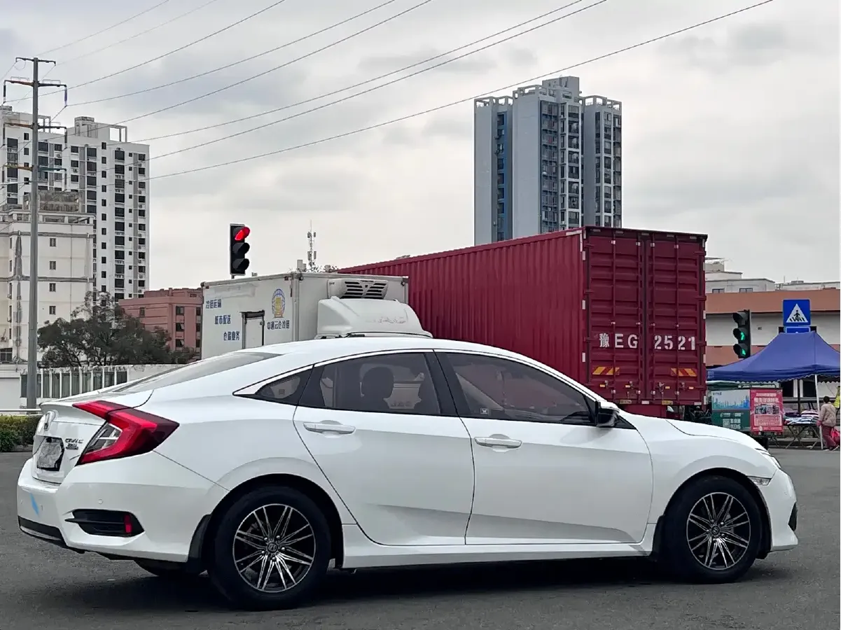 2016 Honda Civic 1.5T 177HP L4 CVT,autocango,china used car exporter,china ev exporter,chinese used car exporter,chinese used ev exporter
