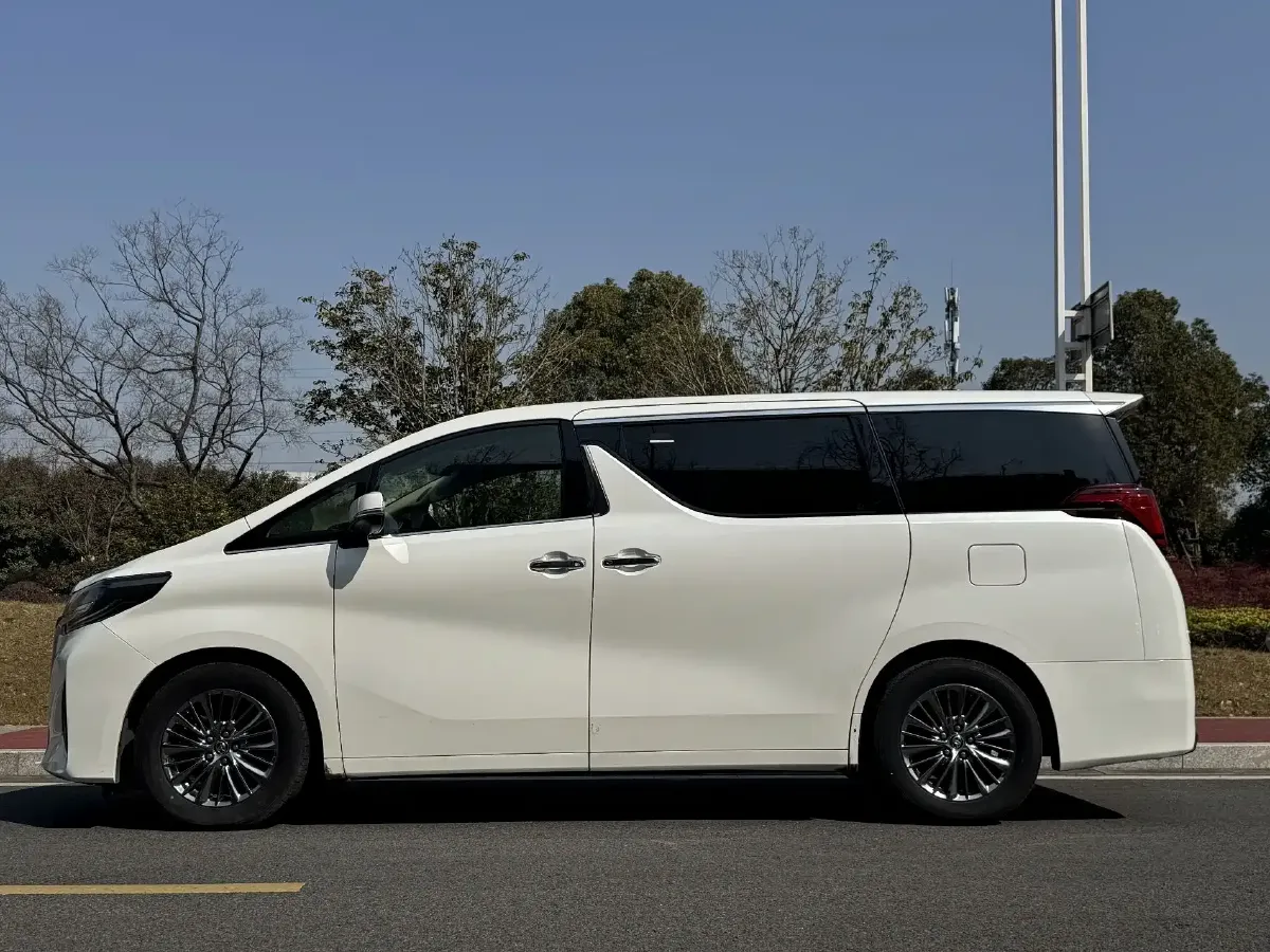 2019 Toyota Alphard 2.5L 117HP L4 E-CVT Hybrid,autocango,china used car exporter,china ev exporter,chinese used car exporter,chinese used ev exporter