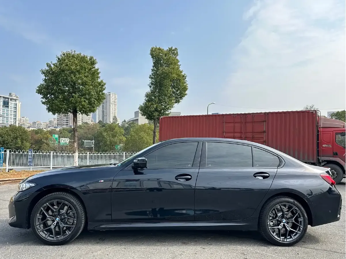 2024 BMW 3 Series 2.0T 245HP L4 8AT,autocango,china used car exporter,china ev exporter,chinese used car exporter,chinese used ev exporter