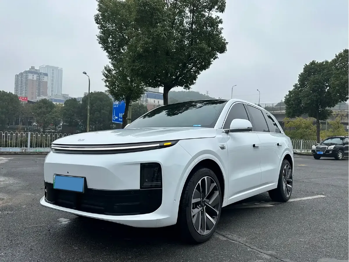2024 Li L6 Range Extended 154HP L4 REEV 36.8KWH,autocango,china used car exporter,china ev exporter,chinese used car exporter,chinese used ev exporter