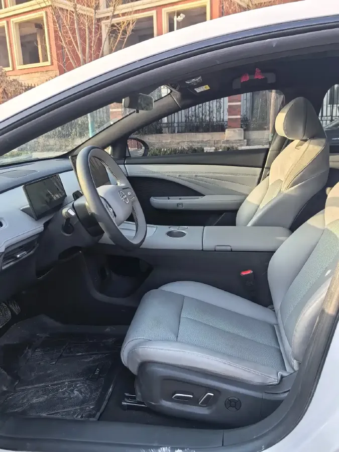 2025 Nissan N7 BEV 73KWH,autocango,china used car exporter,china ev exporter,chinese used car exporter,chinese used ev exporter