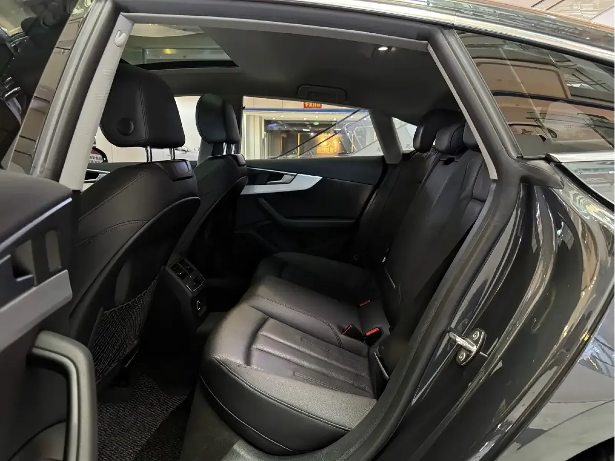 2017 Audi A5 2.0T 252HP L4 7DCT,autocango,china used car exporter,china ev exporter,chinese used car exporter,chinese used ev exporter