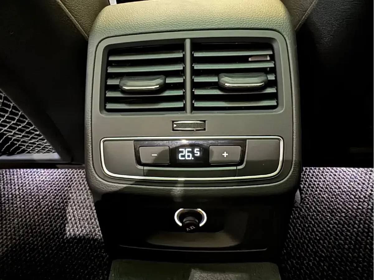 2017 Audi A5 2.0T 252HP L4 7DCT,autocango,china used car exporter,china ev exporter,chinese used car exporter,chinese used ev exporter