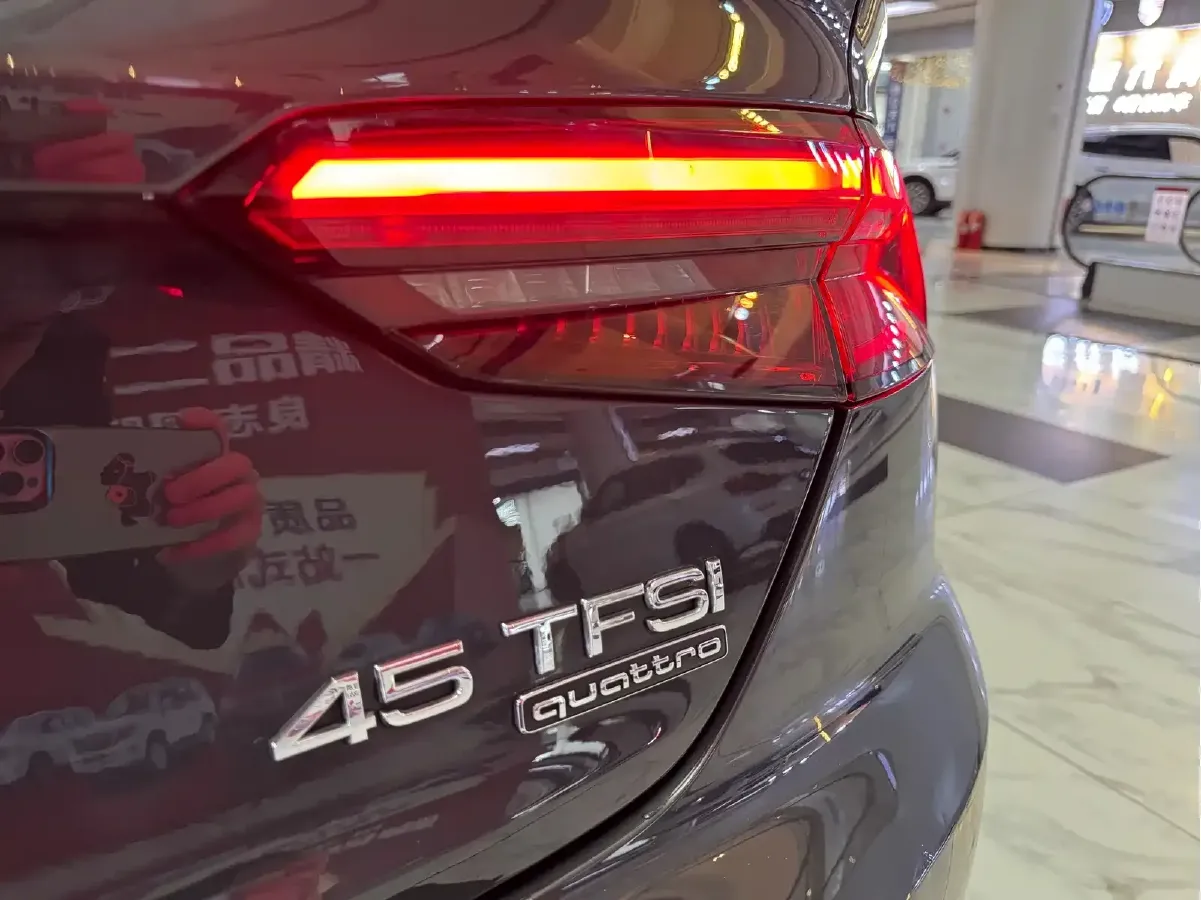 2017 Audi A5 2.0T 252HP L4 7DCT,autocango,china used car exporter,china ev exporter,chinese used car exporter,chinese used ev exporter