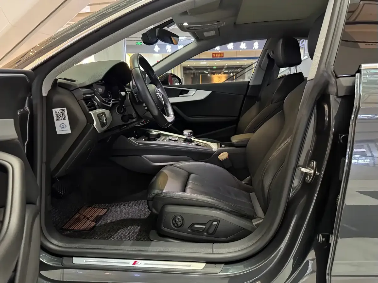 2017 Audi A5 2.0T 252HP L4 7DCT,autocango,china used car exporter,china ev exporter,chinese used car exporter,chinese used ev exporter