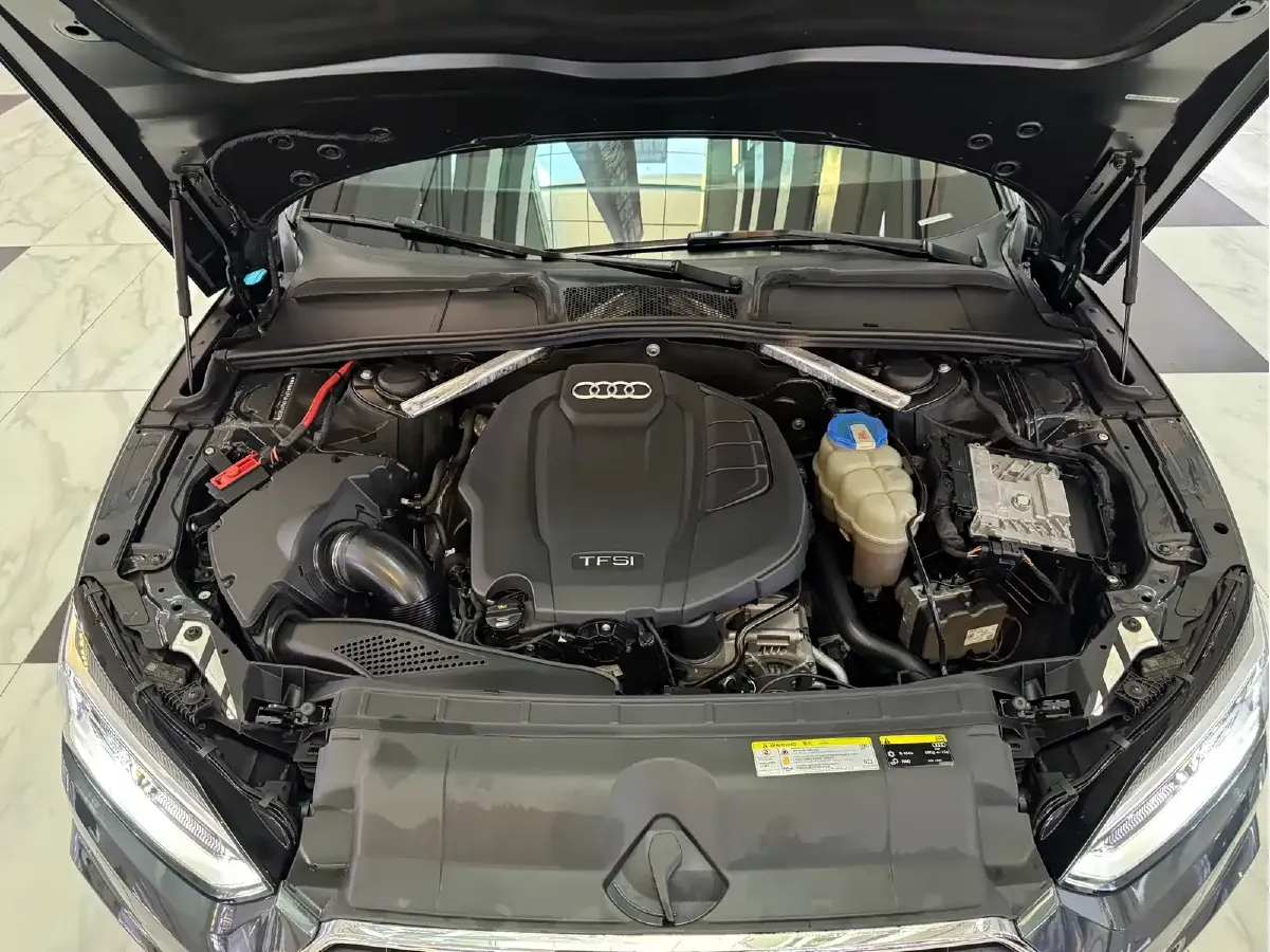 2017 Audi A5 2.0T 252HP L4 7DCT,autocango,china used car exporter,china ev exporter,chinese used car exporter,chinese used ev exporter