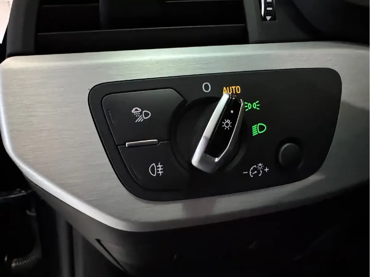 2017 Audi A5 2.0T 252HP L4 7DCT,autocango,china used car exporter,china ev exporter,chinese used car exporter,chinese used ev exporter