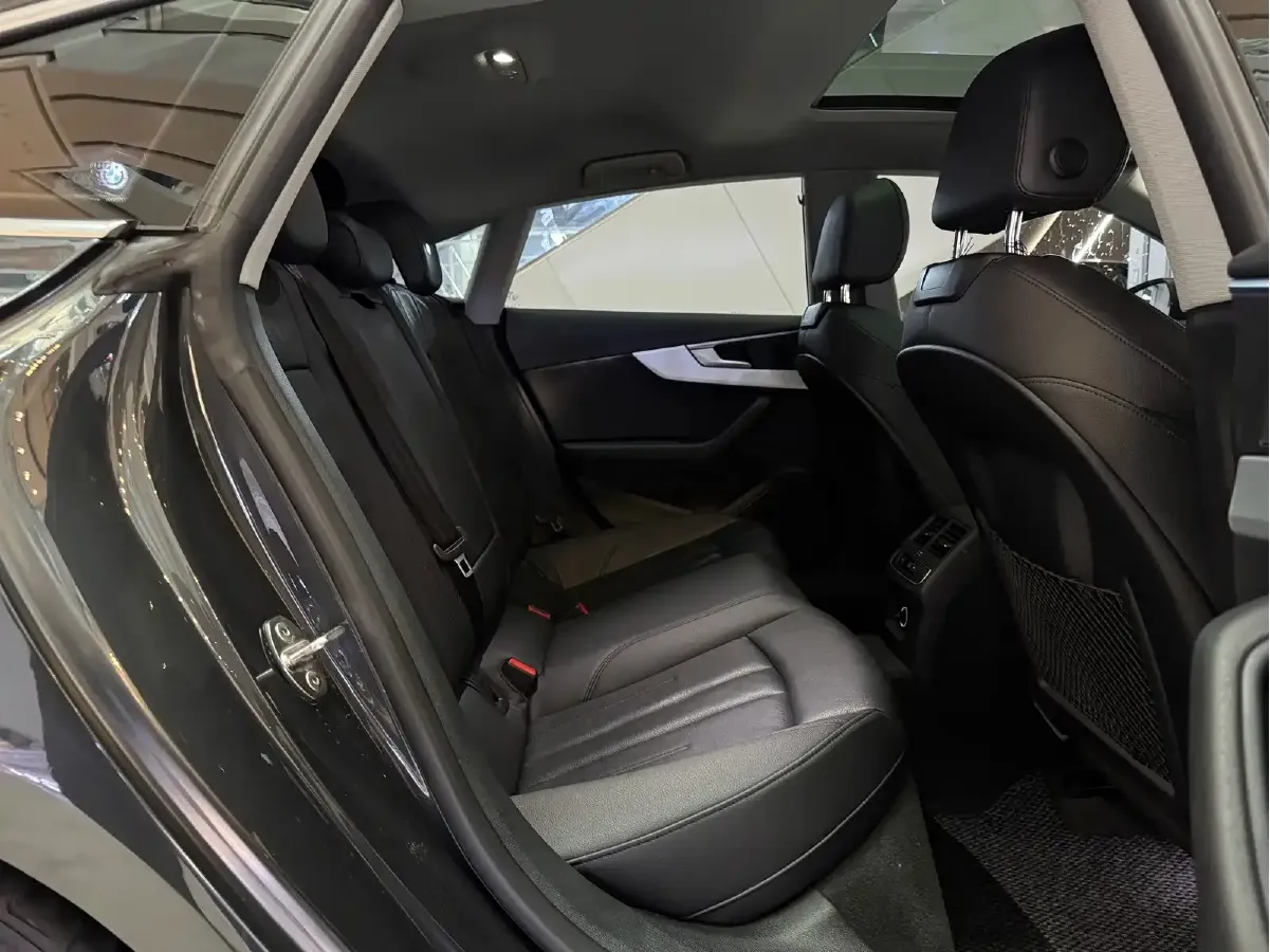 2017 Audi A5 2.0T 252HP L4 7DCT,autocango,china used car exporter,china ev exporter,chinese used car exporter,chinese used ev exporter