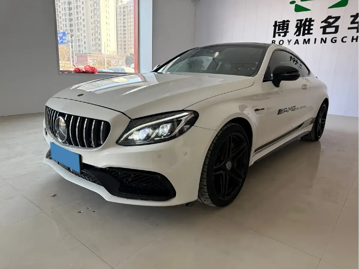 2015 Mercedes-Benz C AMG 4.0T 510HP V8 7AT,autocango,china used car exporter,china ev exporter,chinese used car exporter,chinese used ev exporter