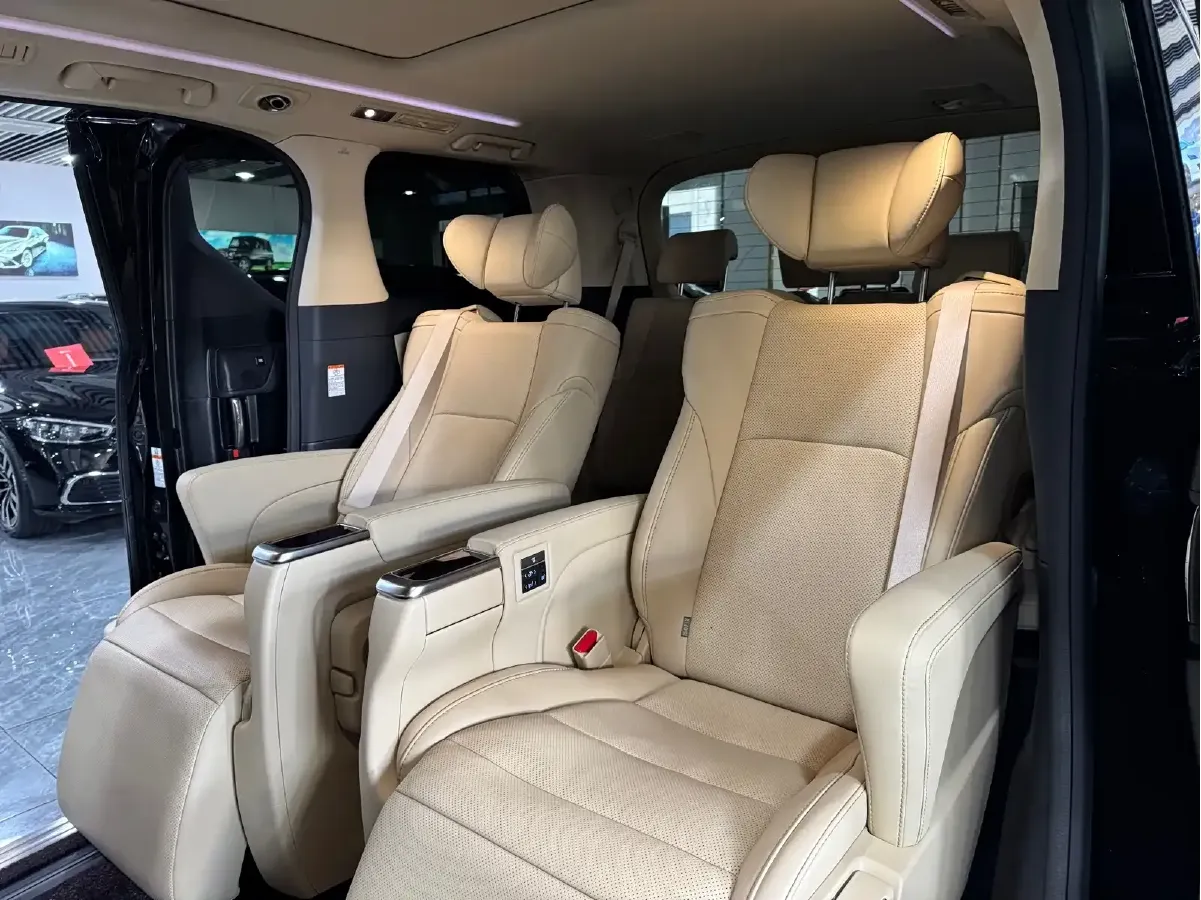 2020 Toyota Alphard 2.5L 117HP L4 E-CVT Hybrid,autocango,china used car exporter,china ev exporter,chinese used car exporter,chinese used ev exporter