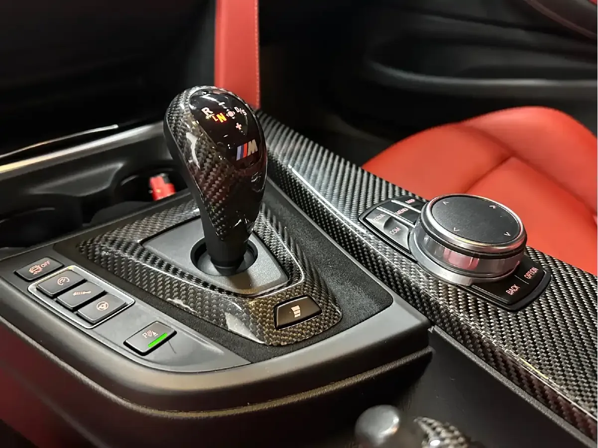 2017 BMW M4 3.0T 431HP L6 7DCT,autocango,china used car exporter,china ev exporter,chinese used car exporter,chinese used ev exporter