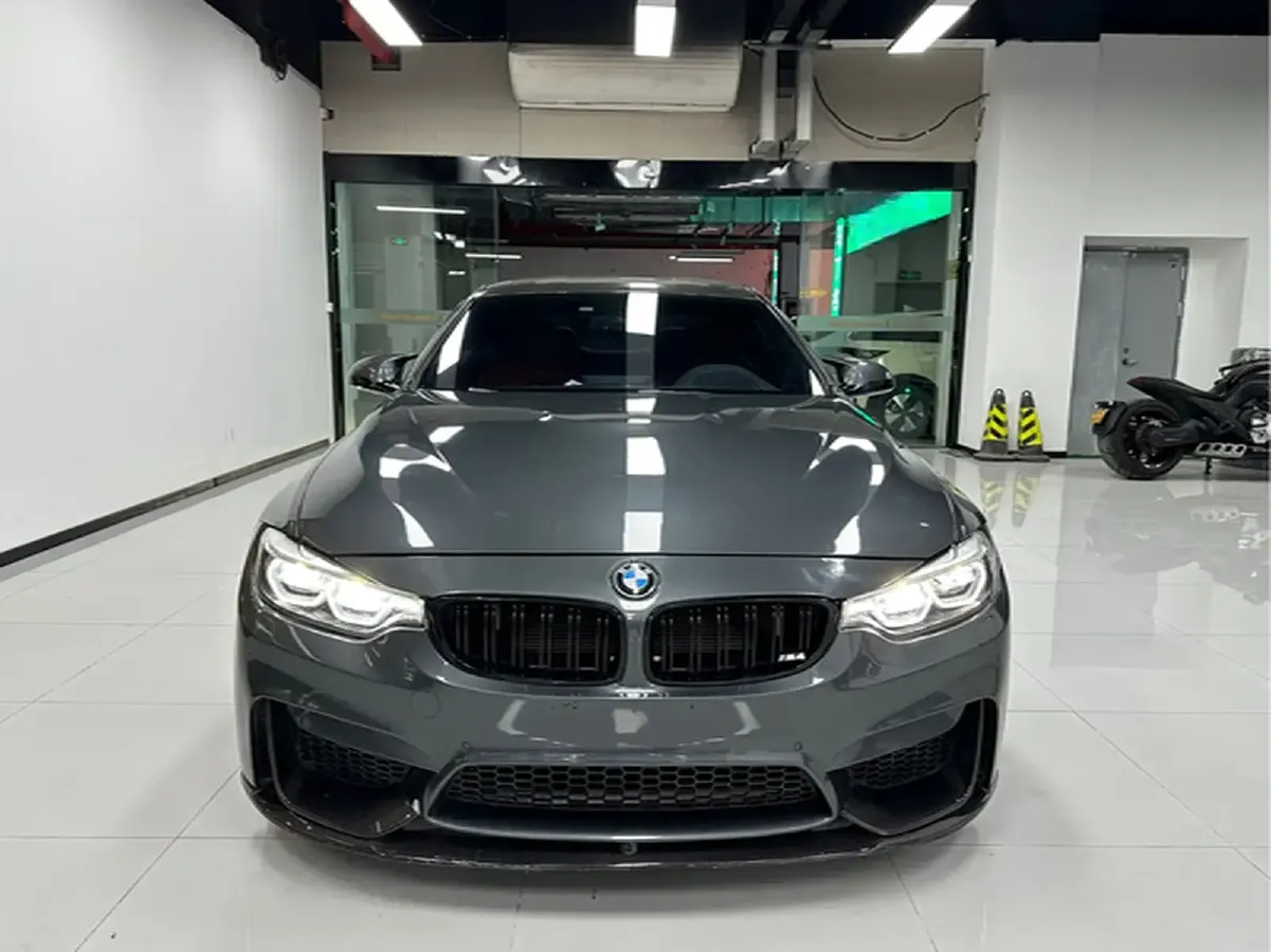 2017 BMW M4 3.0T 431HP L6 7DCT,autocango,china used car exporter,china ev exporter,chinese used car exporter,chinese used ev exporter