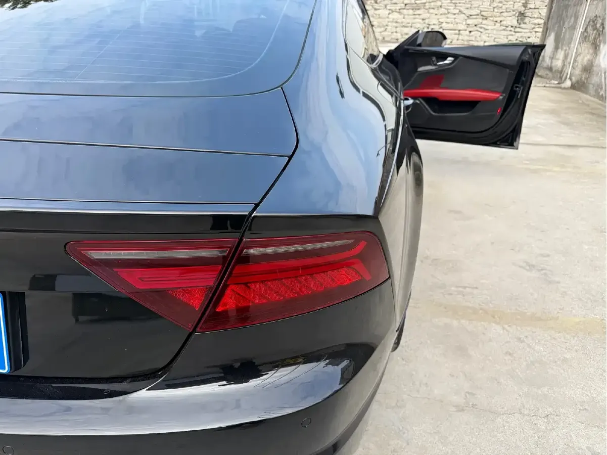 2017 Audi A7 2.0T 252HP L4 7DCT,autocango,china used car exporter,china ev exporter,chinese used car exporter,chinese used ev exporter
