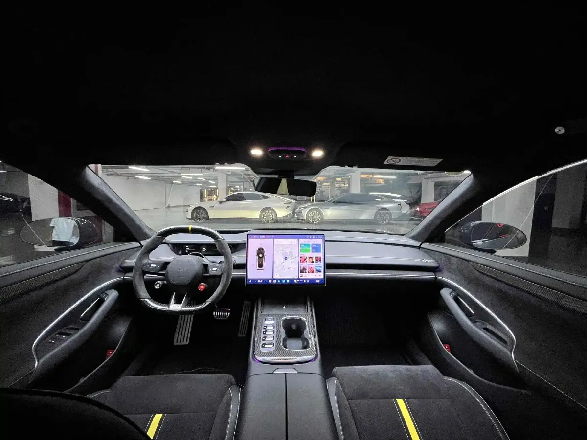 2025 MI SU7 Ultra BEV 93.7KWH,autocango,china used car exporter,china ev exporter,chinese used car exporter,chinese used ev exporter