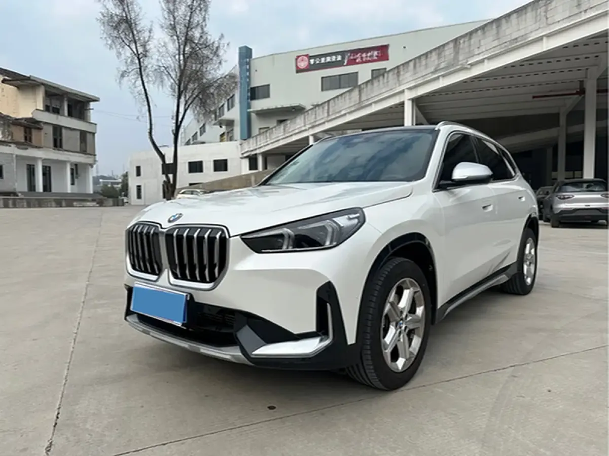 2023 BMW X1 1.5T 156HP L3 7DCT,autocango,china used car exporter,china ev exporter,chinese used car exporter,chinese used ev exporter